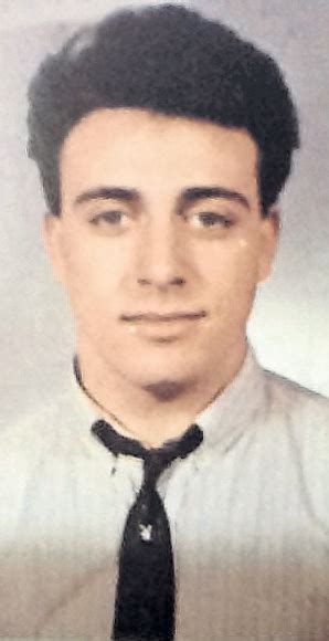 Ali sarp levendoğlu (born 25 december 1981) is a turkish actor and director. Ünlü Türk Erkeklerin Çıplak Pozları : Halit Ergenç ...