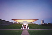 James Turrell Twilight Epiphany Skyspace | Moody Center for The Arts