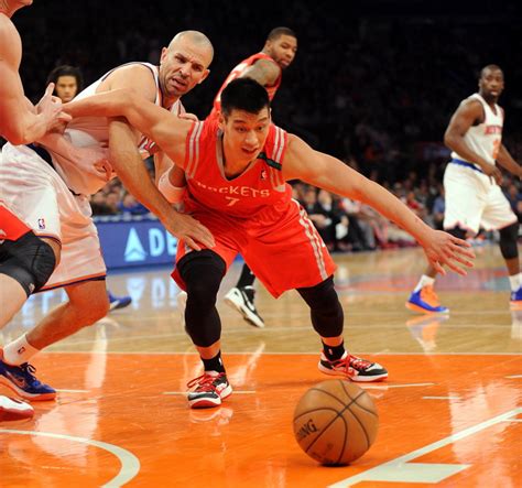 Jeremy Lin Leads Houston Rockets To Victory Over Ny Knicks In Return To Madison Square Garden