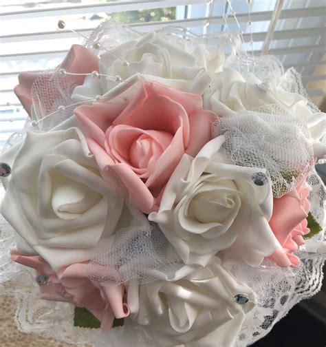 Cheap artificial & dried flowers, buy quality home & garden directly from china suppliers:25g babysbreath natural fresh dried preserved flowers,real forever baby breath flower branch for diy eternal flower material enjoy free shipping worldwide! 1st Holy Communion Bouquet Using real touch roses, baby's ...