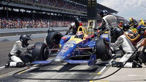 Rossi Back In Indy 500 After Near Pitfalls In 16 Stunner — Abc News