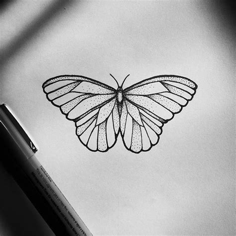 Symbolical of hope, life goals, aspirations and enlightenment, the star tattoos have a huge fan following around the world. Borboletas 🌼 #inkdrawing | Desenho tatuagem, Tatuagem ...