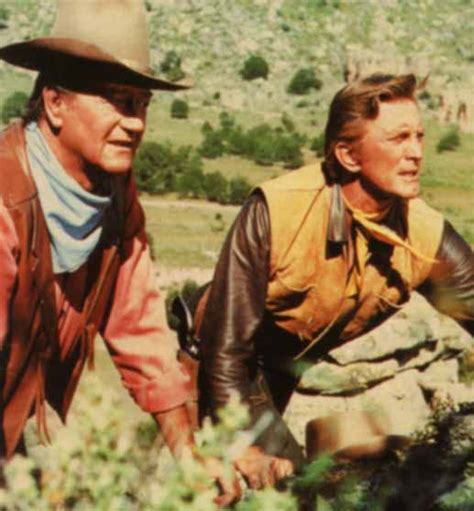 La caravane de feu est un film réalisé par burt kennedy avec john wayne, kirk douglas. La Caravane de feu (The War wagon)