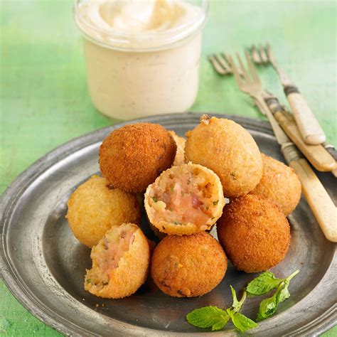 Découvrez la recette Croquettes de patates douces sur cuisineactuelle