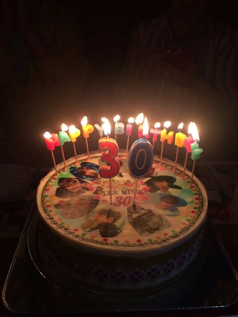 And so the birthday celebration for lee min ho begins. #Minoz #Japan | eri_ | #Birthday | #Cake |22 June 2016 ...