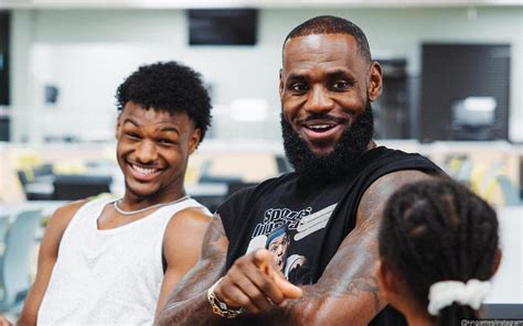 Lebron James Son Bronny Lands A Deal With Nike