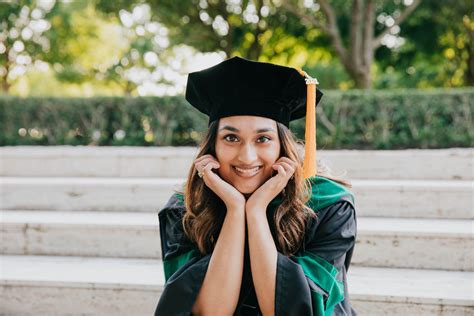 Outdoor Graduation Poses