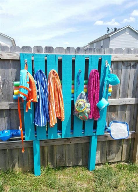 Simple Diy Towel Holder In Fence Pool Homemydesign