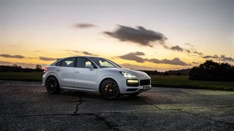 Bilder Porsche 2019 20 Cayenne Turbo Coupe Kupé Hvit Bil 2560x1440