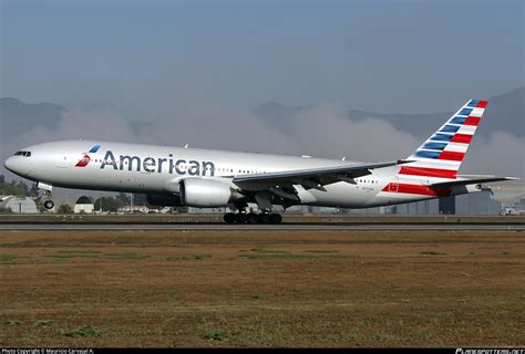 It is the world's largest twinjet. N774AN American Airlines Boeing 777-223(ER) Photo by ...