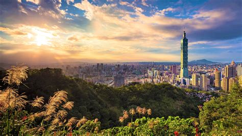 Download Sunset Over Taipei City Wallpaper