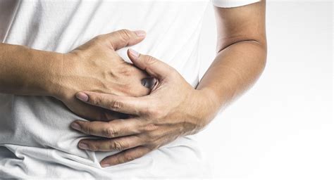 You may feel occasional pain.7 x research source. 5 Signs You May Have A Hernia & What to Do About it ...