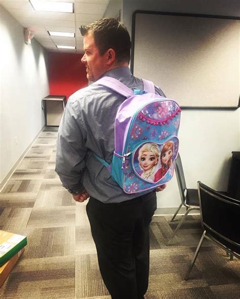 266 likes · 7 were here. Help Tom fill his backpack! There are only three days left ...