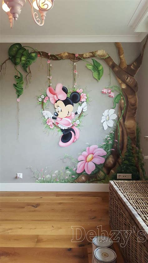 Welcome to my official instagram account, brought to you by @disney. Minnie Mouse muurschildering | Disney room decor, Minnie ...