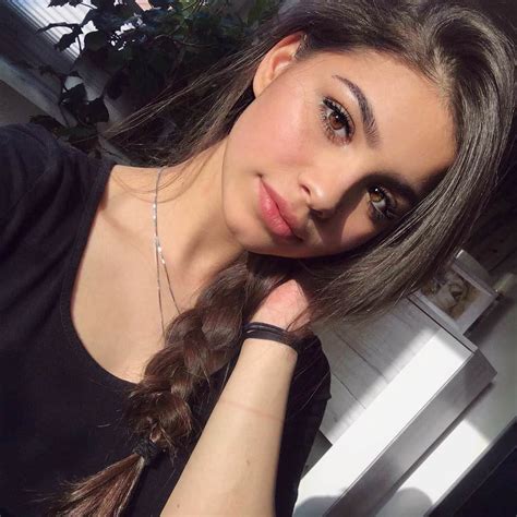 yasmin amneeria sexyhair