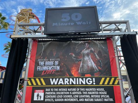 Review Universal Monsters The Bride Of Frankenstein Lives Haunted House At Universal Orlando