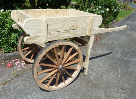 Garden Cart Wooden Cart Rustic Wood Projects Garden Carts On Wheels Diy