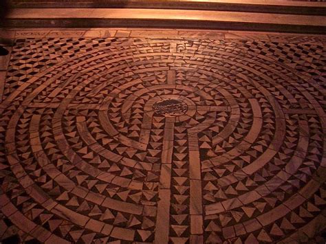 Mazes And Labyrinths Labyrinth Labyrinth Design Chartres