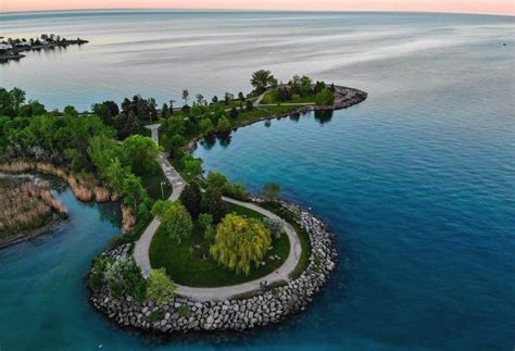 Bluffers Park In Scarborough Is Exactly What You Need This Spring