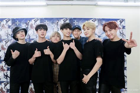 Bangtan.official (all bts members share 1 single twitter account): BTS dévoile une collection de photos exclusives de ses ...