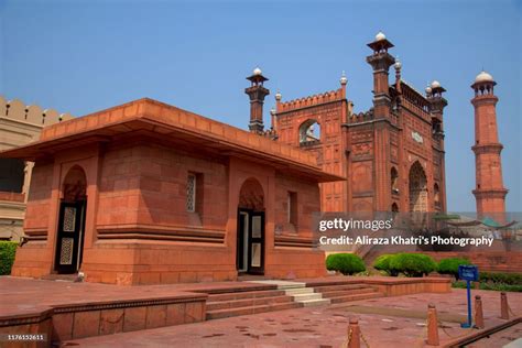 Allama Iqbal Tomb Lahore High Res Stock Photo Getty Images