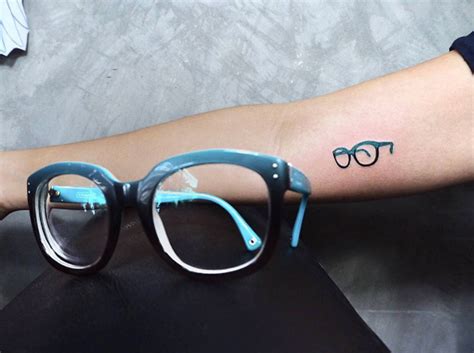 60 Tiny Tattoos To Inspire Your Next Ink Part 2 Tattooblend