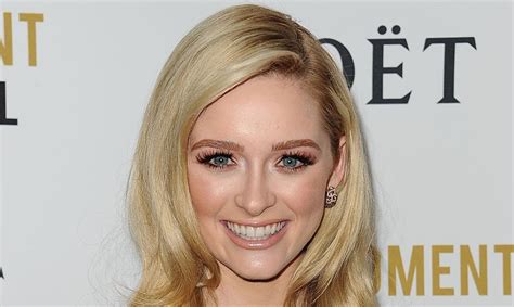 Kelsey Grammers Daughter Greer Grammer Celebrates Deadly Illusions Success With Iconic