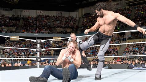 Wwe Smackdown Dean Ambrose Beats Seth Rollins To Retain World Title