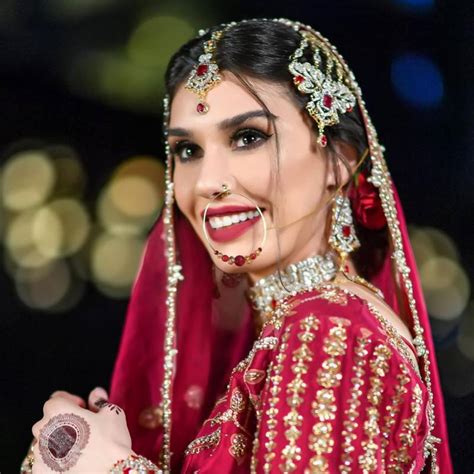 Burcu Kiratli Looks Scintillating In Pakistani Bridal Outfit