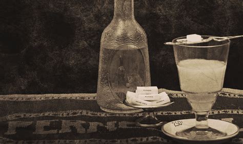 Absinthe How To Drink It And Its Effects