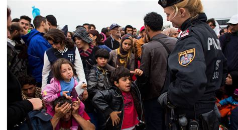 مستشار النمسا يدعو إلى إلغاء الإجراءات الاستثنائية للاجئين Cnn Arabic