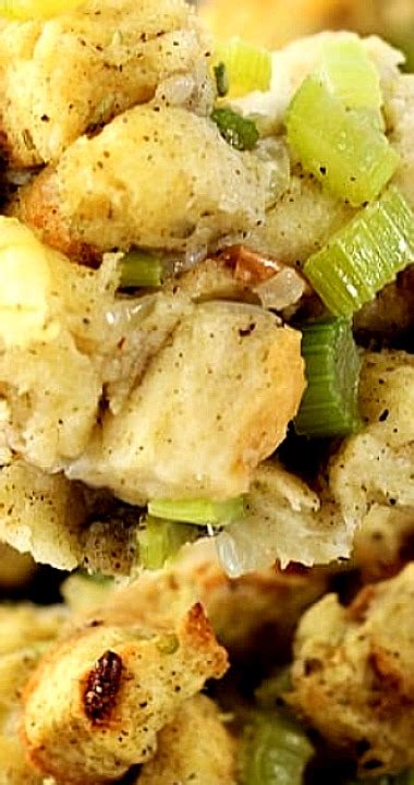 Easy Classic Bread Stuffing Recipe Thanksgiving Recipes Stuffed