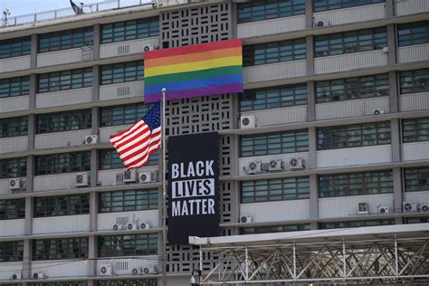 Black Lives Matter Banner Removed From Us Embassy In South Korea
