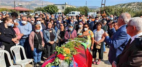 Sanatçı Musa Eroğlu nun eşinin cenazesi defnedildi Son Dakika