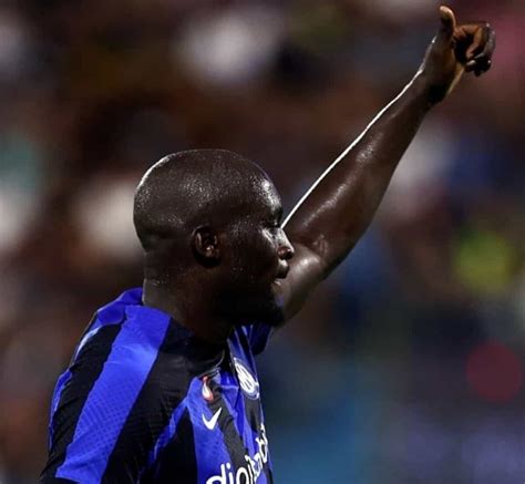 Inter Sorriso Lukaku Cosa Ha In Mente Inzaghi Per Lui E Per Dzeko