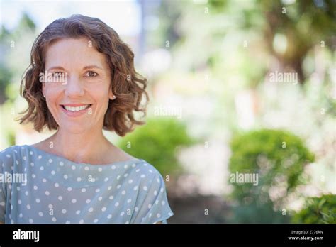 Older Woman Looking At Camera Hi Res Stock Photography And Images Alamy