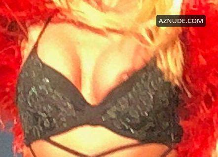 Britney Spears Nip Slip On Stage As She Performed A Seductive Dance