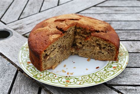 Banana walnut cake is a ridiculously easy one layer ultra moist banana cake loaded with flavor and topped with a rich cream cheese frosting. Banana and walnut cake | Walnut cake, Desserts, Food