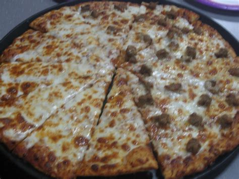 Cheese's pizza) is a chain of family entertainment centers. chuck e cheese pizza