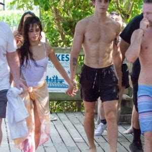 Shawn Mendes Leaked Nude Photos Read Dick Pic Male Celebs
