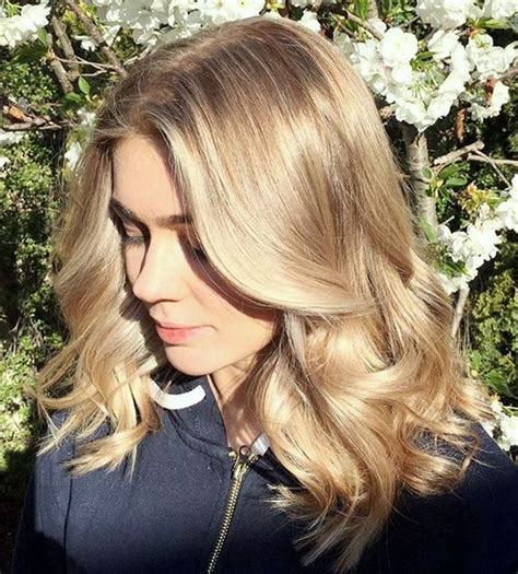 You're also doing yourself a favor by going. 40 Ash Blonde Hair Looks You'll Swoon Over