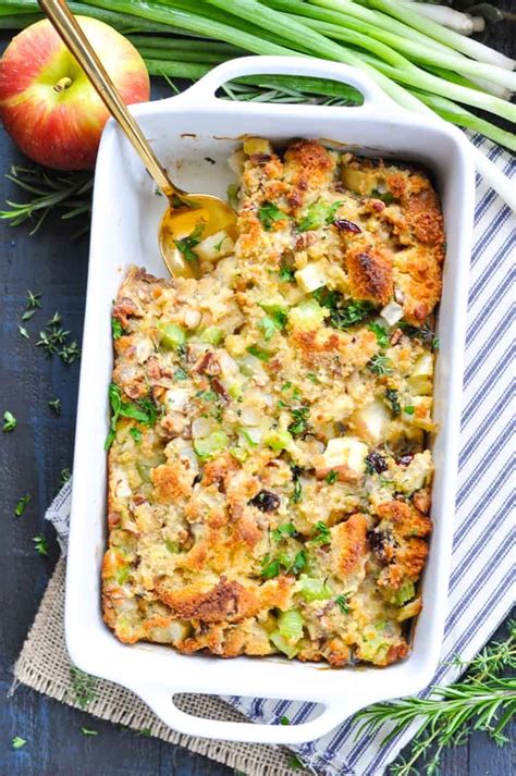 This classic version is topped with fried onions and mushrooms. Southern Cornbread Stuffing - The Seasoned Mom