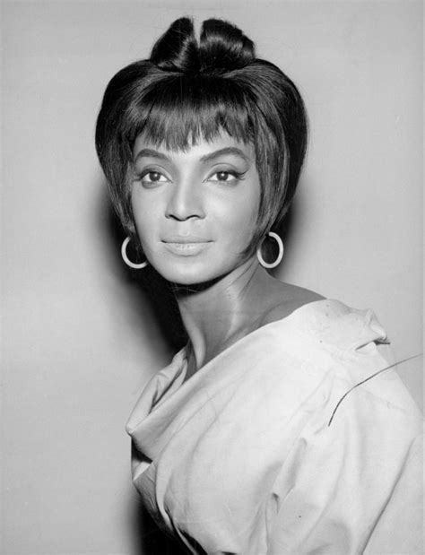 Nichelle Nichols Vintage Black Glamoractress Singer And Voice Artist