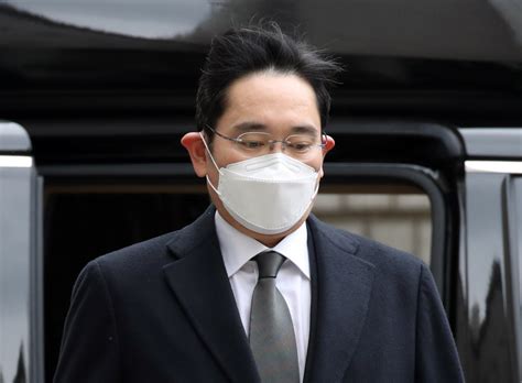 대체 이 분식 회계 사건이 무엇이길래 이재용 삼성 부회장의 경영권 승계와 박근혜 전 대통령 재판까지 연관이 있는 것일까? 구속된 이재용 부회장, 재상고? 사면? 가석방? - 시사저널