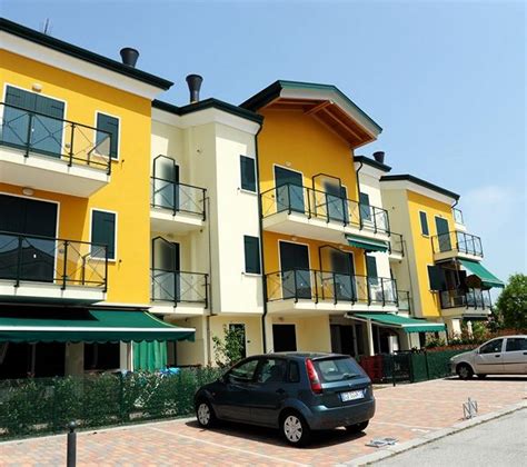 2025 eraclea mare, affacciato sulla via principale, in piccola palazzina restaurata, ampio mini appartamento al primo piano completamente arredato come da foto e cosà¬ composto: Appartamento in vendita al primo piano a pochi passi dal ...