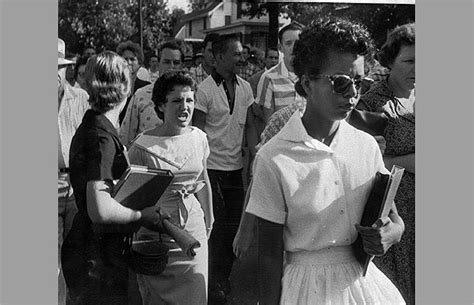 Elizabeth Eckford And Hazel Bryan The Story Behind The Photograph That