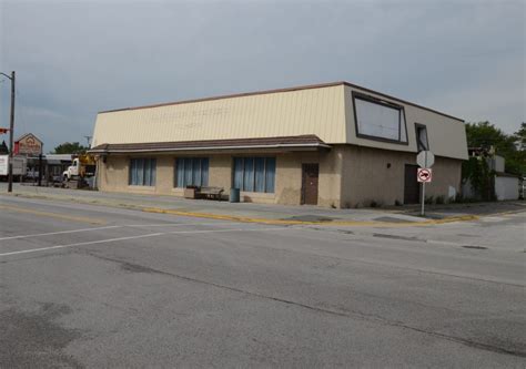 While other manufacturers primarily base their selection of top applicators on volume purchases, sika sarnafil prefers to invite key applicators into its elite level only after a proven history. 540 Burnham Ave Calumet City, IL - Richards Building Supply