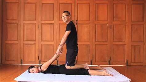 Classic Cobra Cobra Classique Reviewing Thai Massage Techniques With Kam Thye Chow Youtube