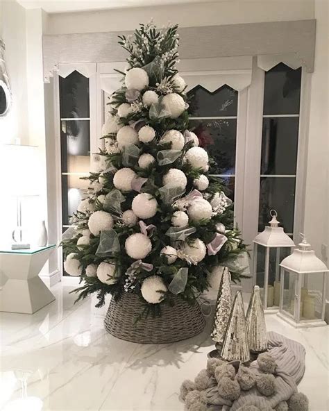 133 Lovely Christmas Tree Decoration Ideas As A Great