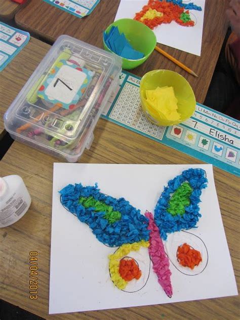 Butterflies Paper Butterfly Crafts Butterfly Crafts Preschool Crafts